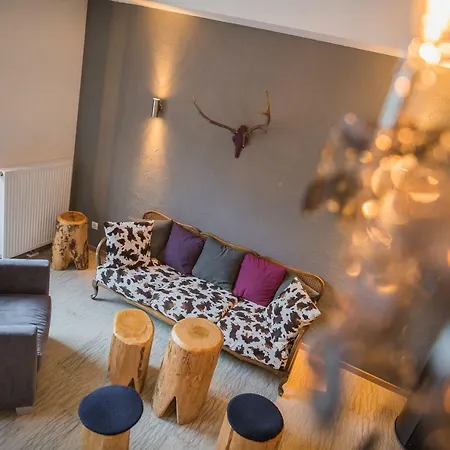 Aparthotel Mountains 3*