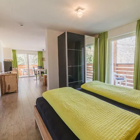 Aparthotel Mountains 3*